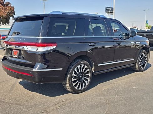 Used 2023 Lincoln Navigator Black Label AWD/4WD image 3