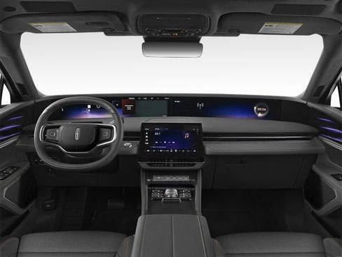 Used 2024 Lincoln Nautilus Premier w/ Equipment Group 102A image 3