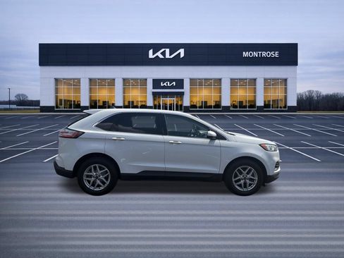 Used 2022 Ford Edge SEL AWD/4WD image 4