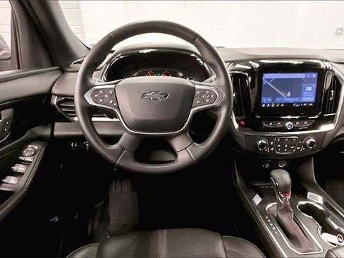Used 2023 Chevrolet Traverse RS w/ LPO, Floor Liner Package image 5