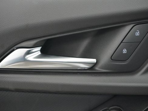 New 2026 Chevrolet Equinox LT w/ Midnight Edition FWD image 14