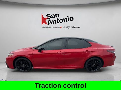 Used 2023 Toyota Camry XSE FWD image 8