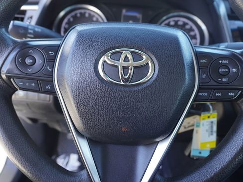 Certified 2018 Toyota Camry LE FWD image 13