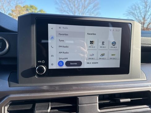 Used 2025 Toyota 4Runner SR5 image 34