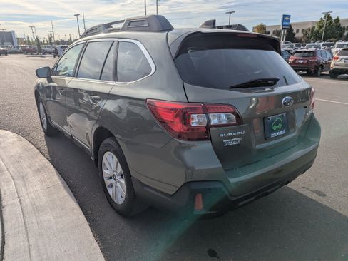 Used 2018 Subaru Outback 2.5i Premium AWD/4WD image 28