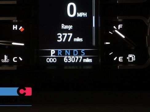 Used 2021 Toyota Tundra SR5 w/ SR5 Upgrade Package AWD/4WD image 15