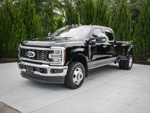 Used 2026 Ford F350 Lariat w/ Lariat Ultimate Package AWD/4WD image 5