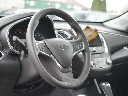 Used 2020 Chevrolet Malibu LT w/ Redline Edition image 23