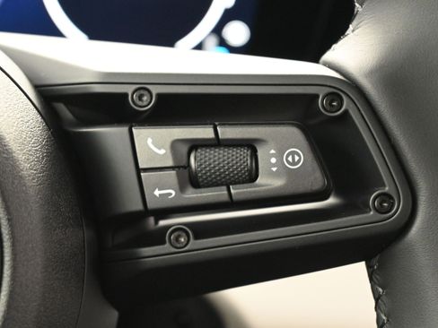 Certified 2024 Porsche Macan 4 Electric image 21