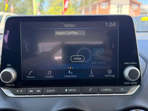 Used 2023 Nissan Sentra SV FWD image 22