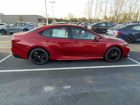 New 2026 Toyota Camry SE FWD image 13
