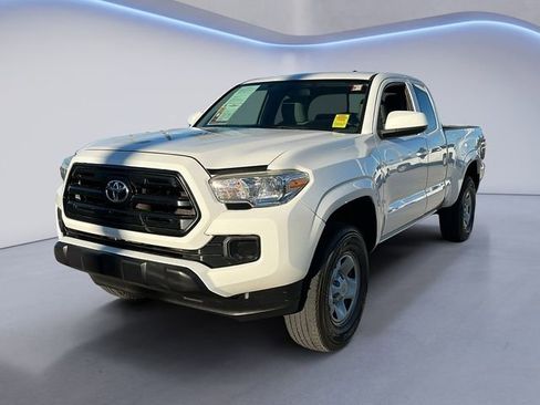 Used 2016 Toyota Tacoma SR w/ SR Convenience Package image 1