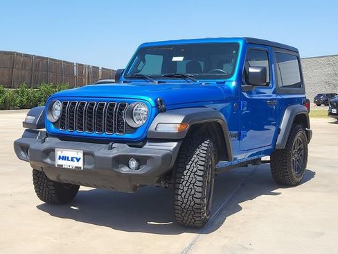 Used 2024 Jeep Wrangler Sport AWD/4WD image 2
