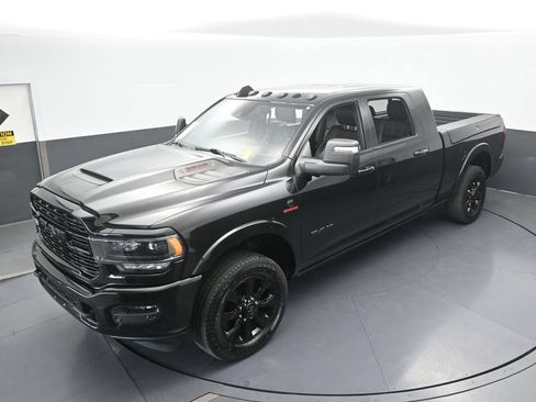 Used 2023 RAM 2500 Limited AWD/4WD image 61