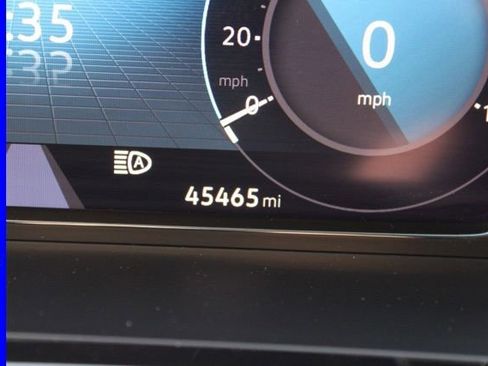 Used 2025 Volkswagen Atlas SE AWD/4WD image 36