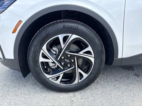 New 2026 Lincoln Nautilus Premier w/ Equipment Group 102A image 10