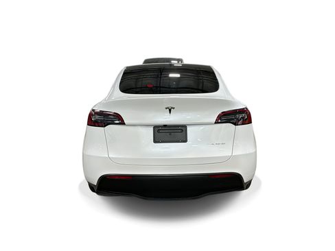 Certified 2023 Tesla Model Y Long Range AWD/4WD image 5