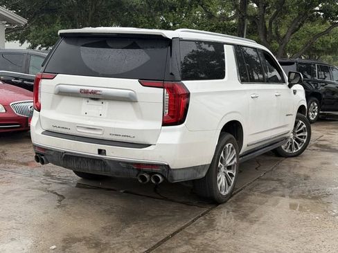 Used 2021 GMC Yukon XL Denali w/ Denali Premium Package AWD/4WD image 5