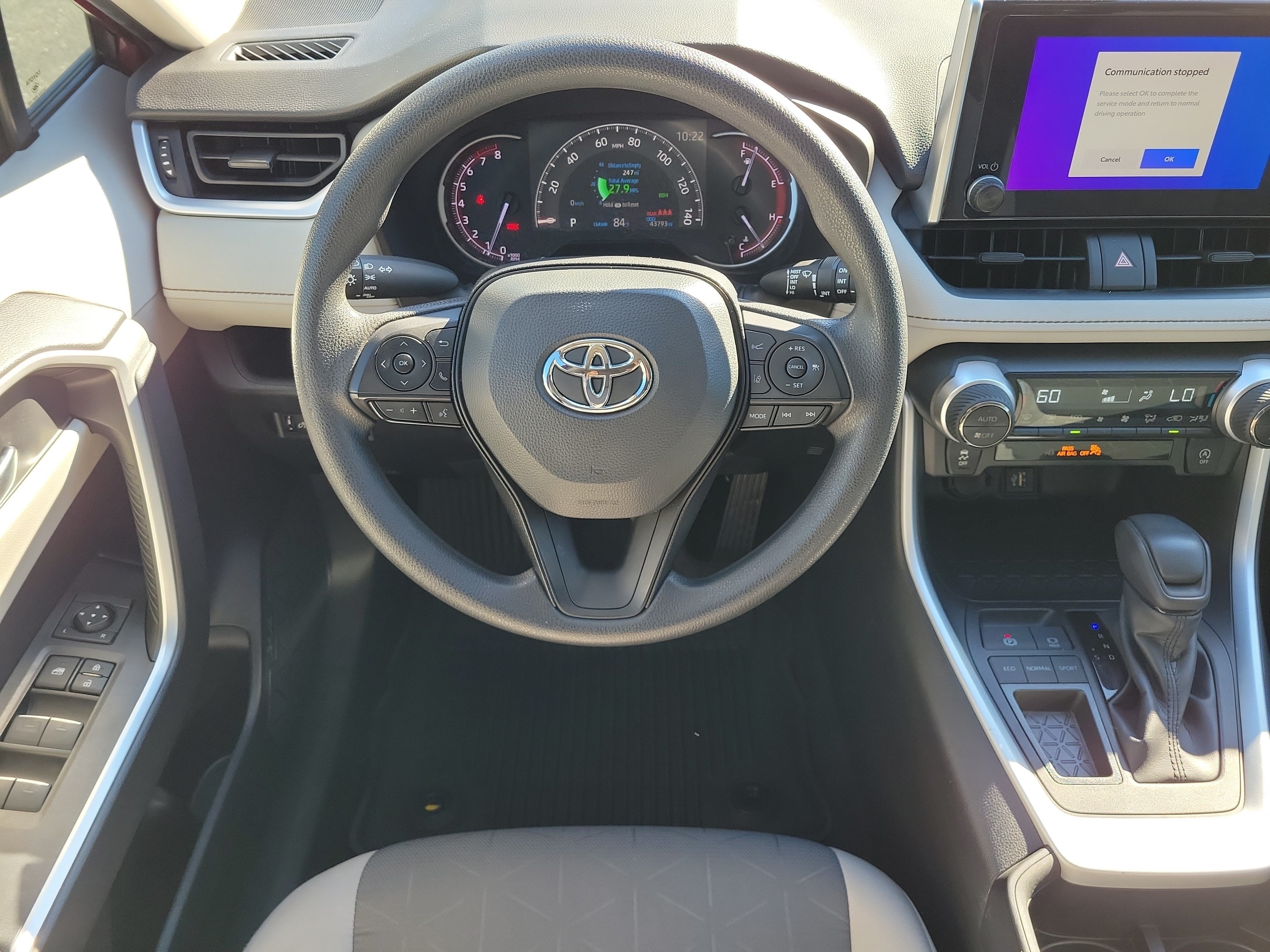 Used 2023 Toyota RAV4 XLE FWD image 16
