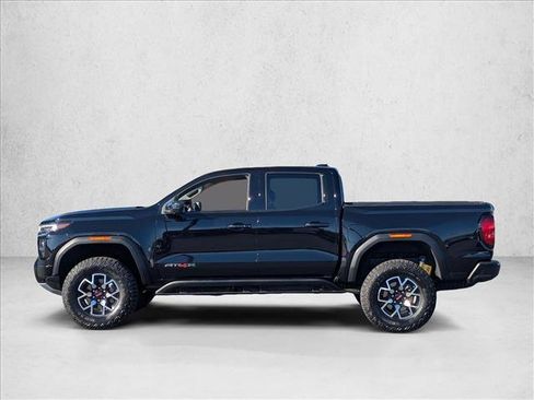 Certified 2024 GMC Canyon AT4X image 9