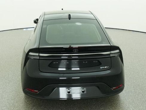 New 2026 Toyota Prius Plug-In Hybrid FWD image 40