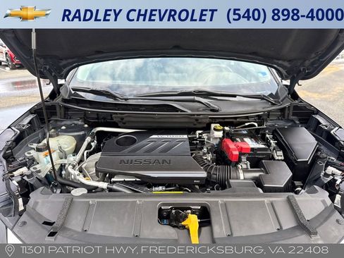 Used 2023 Nissan Rogue SV image 16