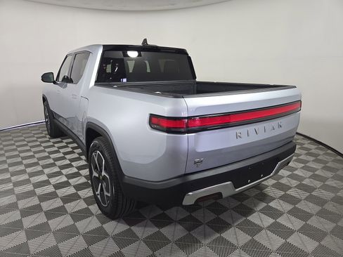 Used 2023 Rivian R1T Adventure image 3