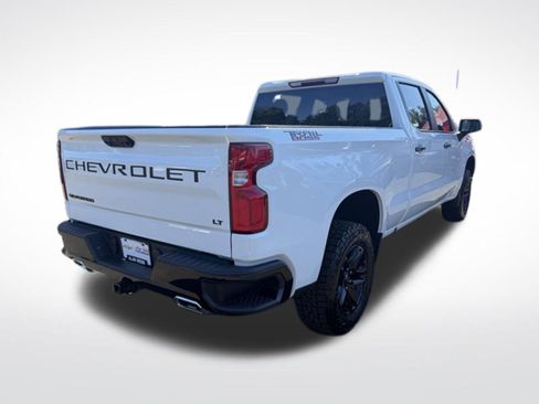 Used 2023 Chevrolet Silverado 1500 LT Trail Boss w/ LPO, Dark Essentials Package AWD/4WD image 3
