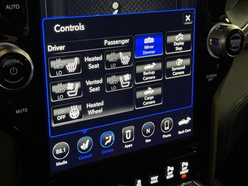 Used 2020 RAM 2500 Limited AWD/4WD image 67