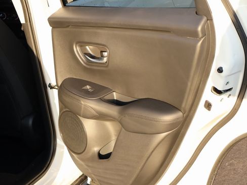 New 2026 Honda HR-V LX image 14