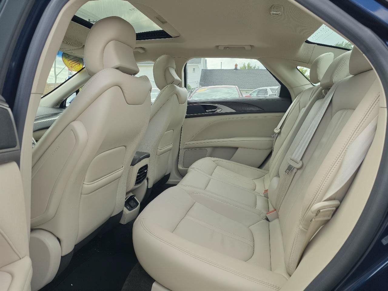 Used 2017 Lincoln MKZ Select w/ Select Plus Package AWD/4WD image 15
