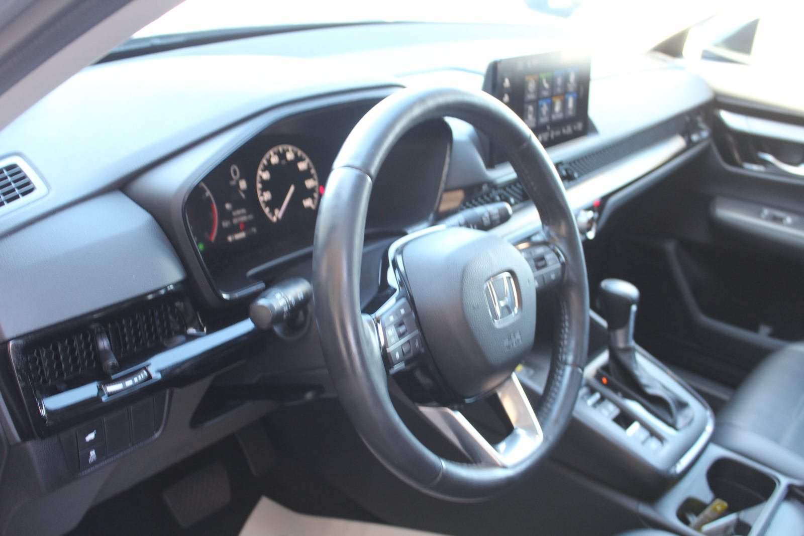 Used 2024 Honda CR-V EX-L image 16