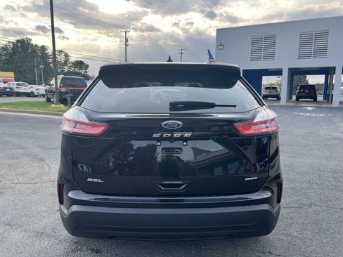 Certified 2023 Ford Edge SEL w/ Sport Appearance Package AWD/4WD image 4