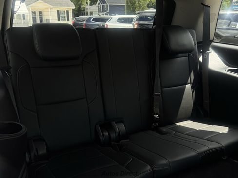 Used 2020 GMC Yukon SLT w/ Premium Edition RWD image 32