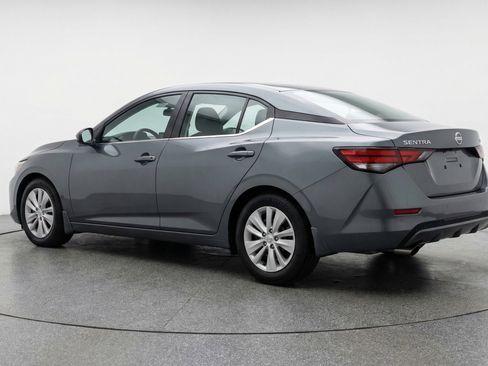 Used 2025 Nissan Sentra S image 6