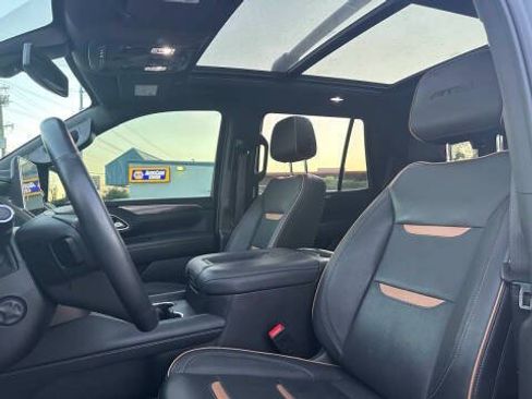 Used 2022 GMC Yukon AT4 AWD/4WD image 13