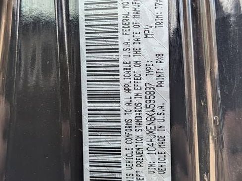 Used 2019 Jeep Wrangler Unlimited Sahara w/ Safety Group image 29