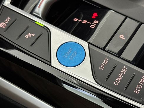 Certified 2023 BMW i4 eDrive35 RWD image 17