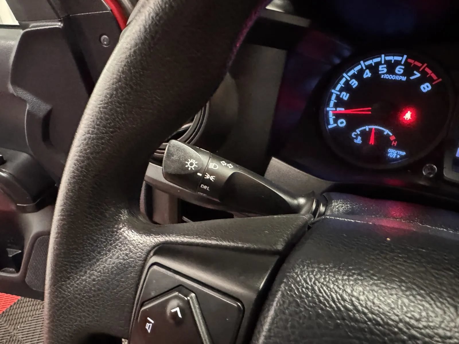 Used 2019 Toyota Tacoma SR w/ SR Convenience Package AWD/4WD image 22