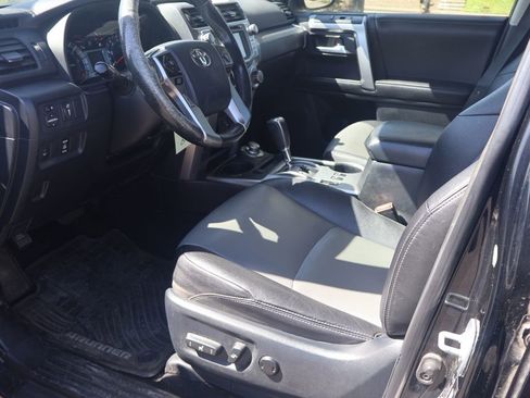 Used 2015 Toyota 4Runner SR5 Premium AWD/4WD image 4