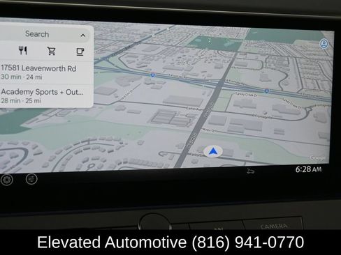 Used 2025 Nissan Rogue SL AWD/4WD image 9