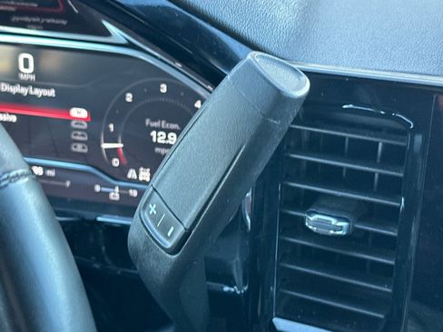 Used 2024 GMC Sierra 1500 SLT image 21