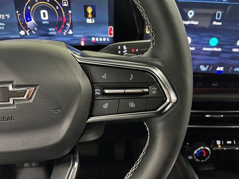 Used 2026 Chevrolet Traverse Z71 w/ Driver Confidence Package image 19