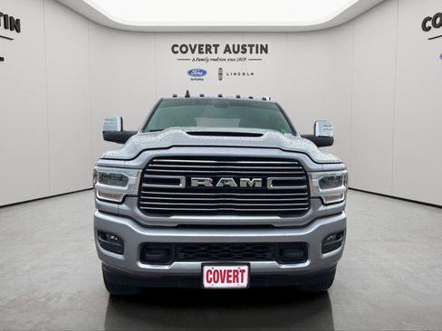 Used 2023 RAM 2500 Laramie AWD/4WD image 8