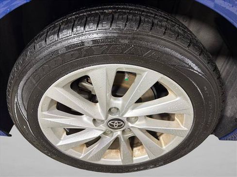 Used 2024 Toyota Camry LE FWD image 17