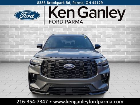 New 2026 Ford Explorer ST-Line w/ ST-Line Street Pack image 2