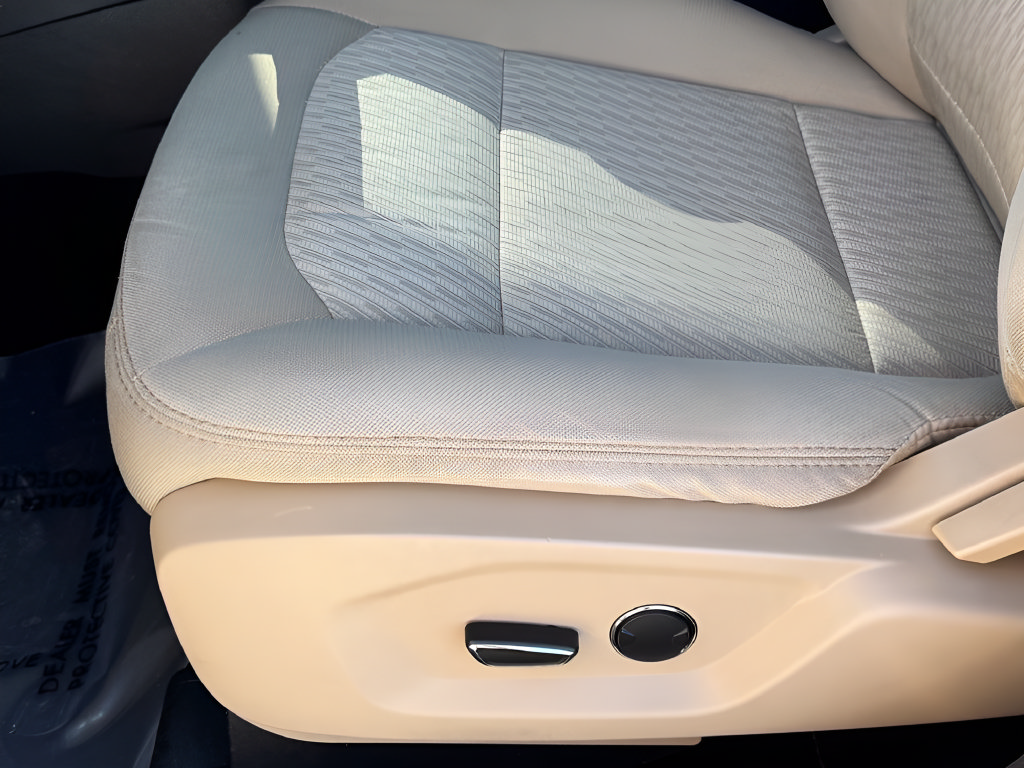 Used 2016 Ford Explorer FWD image 22