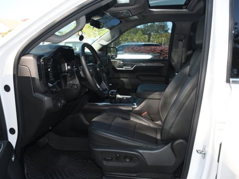 Used 2024 Chevrolet Silverado 1500 LTZ w/ LTZ Premium Texas Edition image 8