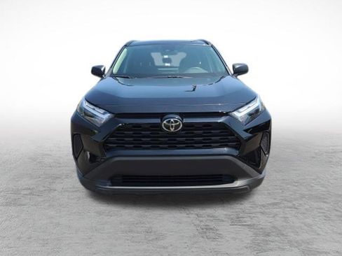 Certified 2025 Toyota RAV4 LE AWD/4WD image 2