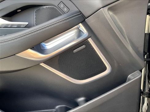 Used 2024 Jaguar E-PACE R-Dynamic SE image 35